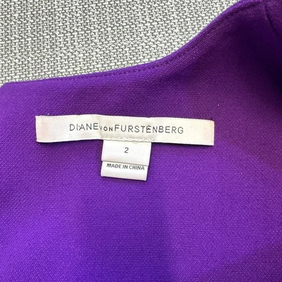 Diane von Furstenberg Purple Sleeveless Fit‎ & Flare Dress 2 Minimalist Cocktail - Picture 2 of 9